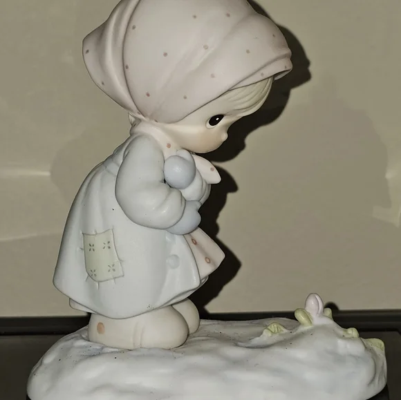 PRECIOUS MOMENTS February Collection 10991 - Picture 1 of 6